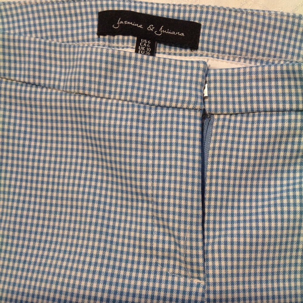 Adorable Stretchy and Flattering Capri length pant